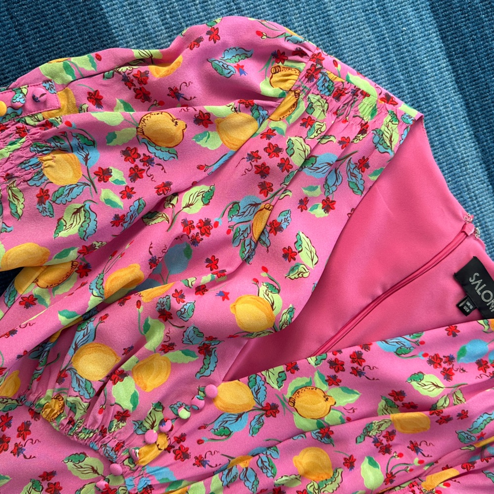 Long pink dress, V neck with button down the front